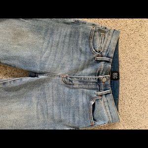 light wash comfortable bdg jeans